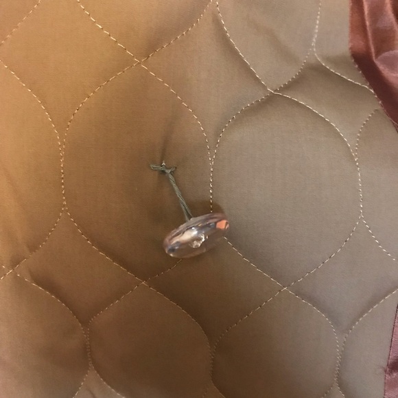 🔻SOLD🔻Vintage Trench w/ Fur Collar - Picture 8 of 8